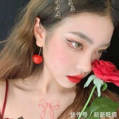 涂抹 女孩涂防晒霜时,记住“3不要”,很多人都忽视了,难怪皮肤更黑