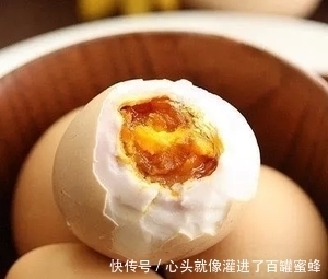 鸡蛋加白酒的组合你见过吗?快点试一试,打开新世界的大门