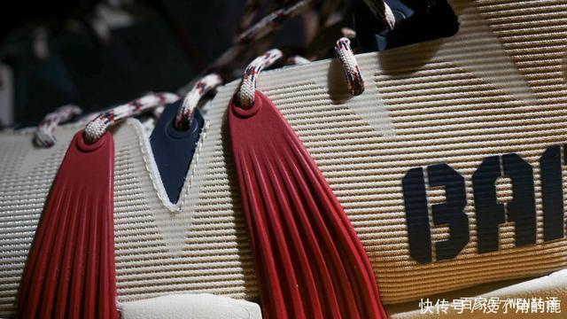 颜值设计双满分!首款“高端外场实战鞋”究竟有何玄机