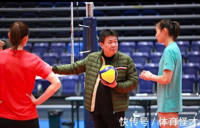 中国女排|中国女排国家队主帅蔡斌推出训练营,升级“大国家队”弥补其缺陷