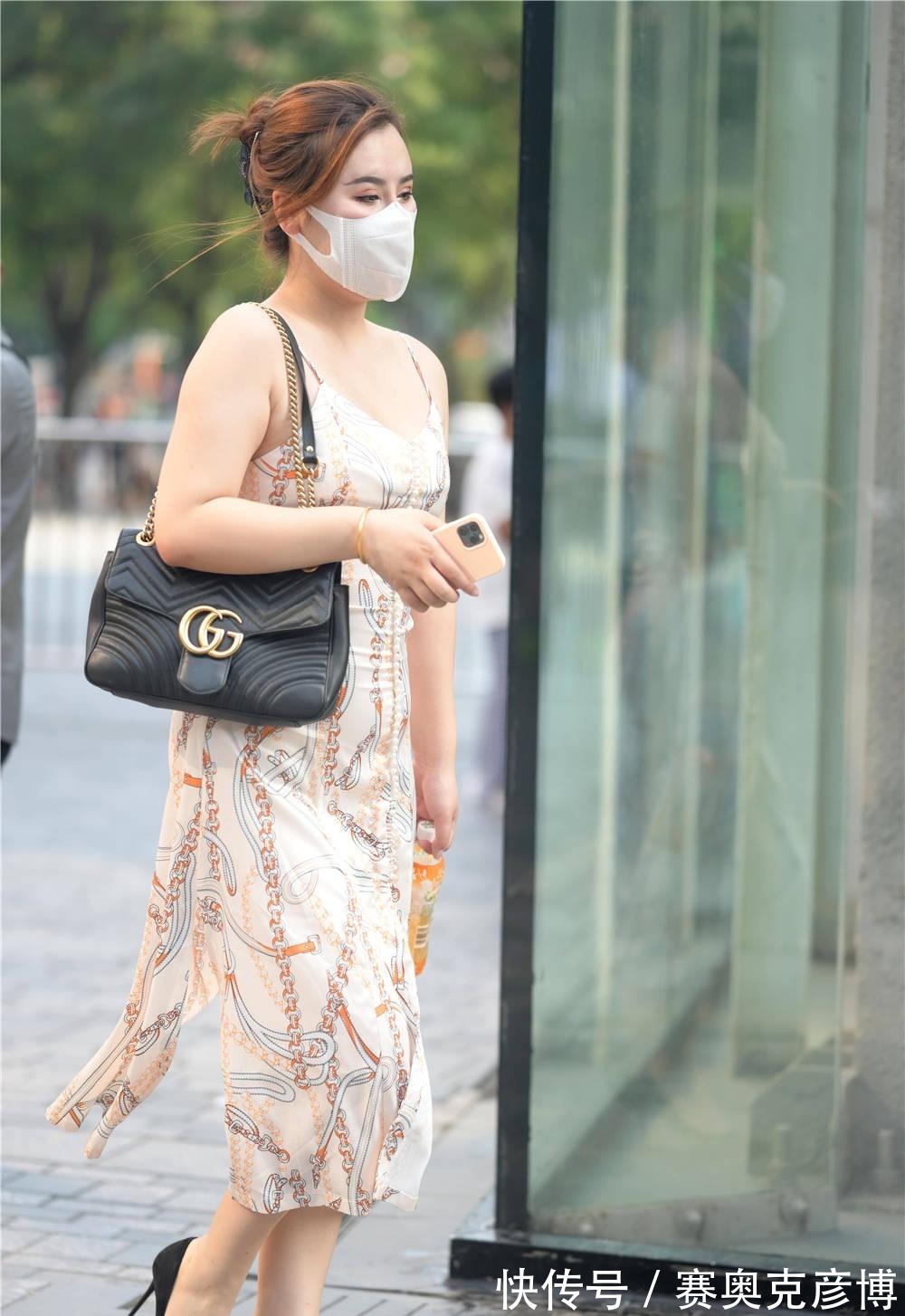 半袖|尖头细跟单鞋,适合秋天的一款高跟鞋,精致时尚还有气质