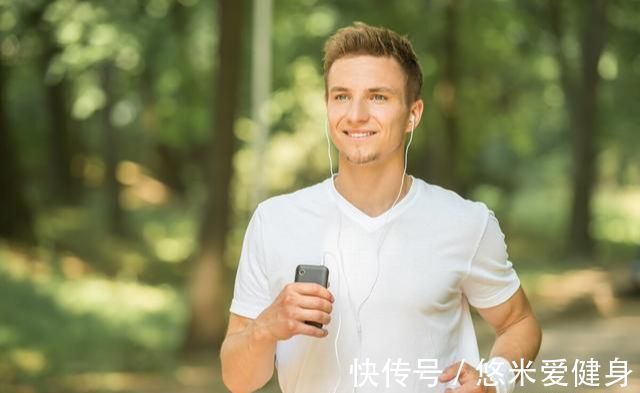 锻炼|中老年人骑车锻炼好,还是跑步好?