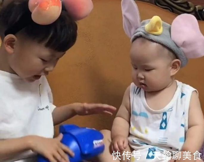 孩子|6岁哥哥总被1岁弟弟咬,无奈出“奇招”,孩子总咬人该怎么办?