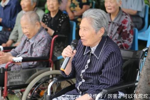 青蛙|老年痴呆测试图上有只青蛙,若能在30秒内找到,说明大脑很年轻