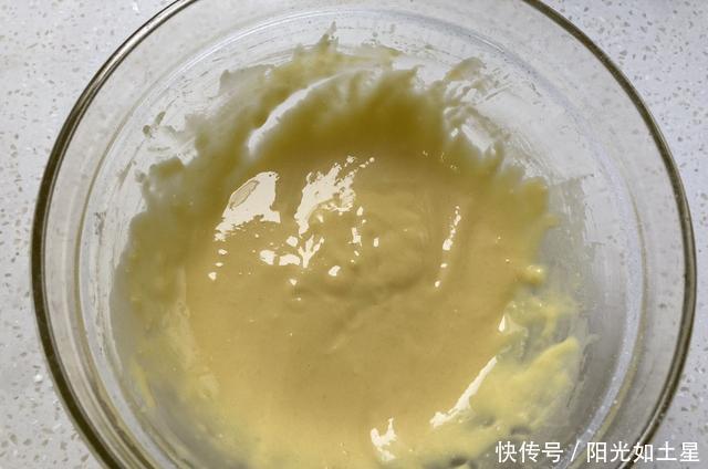 鸡蛋|二个鸡蛋一勺面粉这样做，香软酥脆，入口即化，一口一个真过瘾