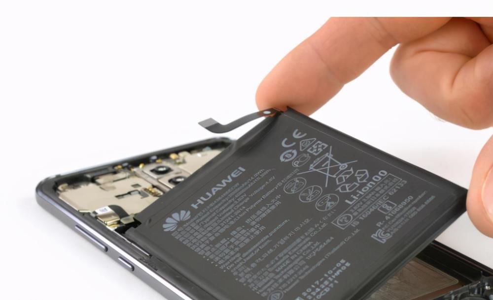 畅享|华为官宣新增P40 Pro+等27款机型支持换原装电池，有你的手机吗？