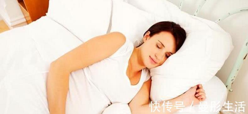 睡姿|孕妇睡觉有这4个动作,会让胎儿很不舒服,容易导致胎儿缺氧