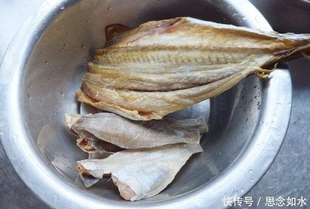 冬天吃魚保護心血管，營養師提醒：2種魚別再吃了，增加癌癥風險