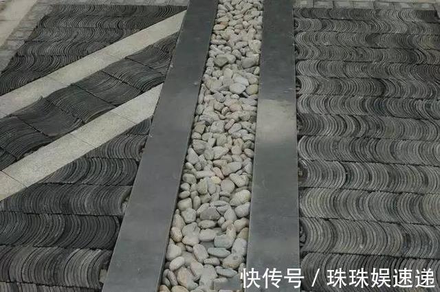 石板|我要是有个院子我也这样装！鹅卵石铺院子，没想到竟能这么美！