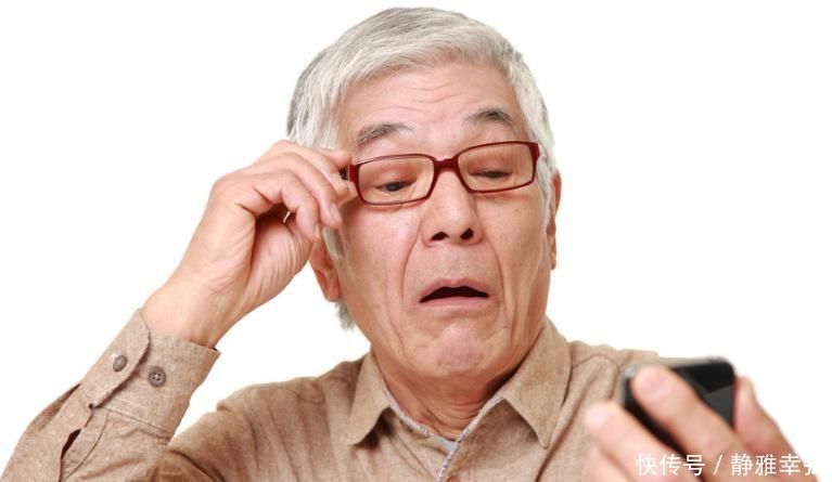 院士提醒中老年人喝水时多1个小动作，扫净血管垃圾，脑梗没了