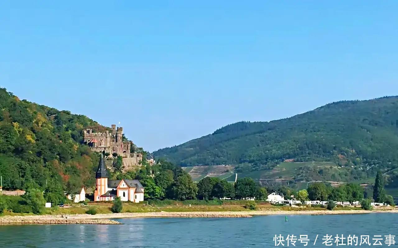 去德国之前,以为德国发达繁华,德国人严谨内敛;去了才知道并不