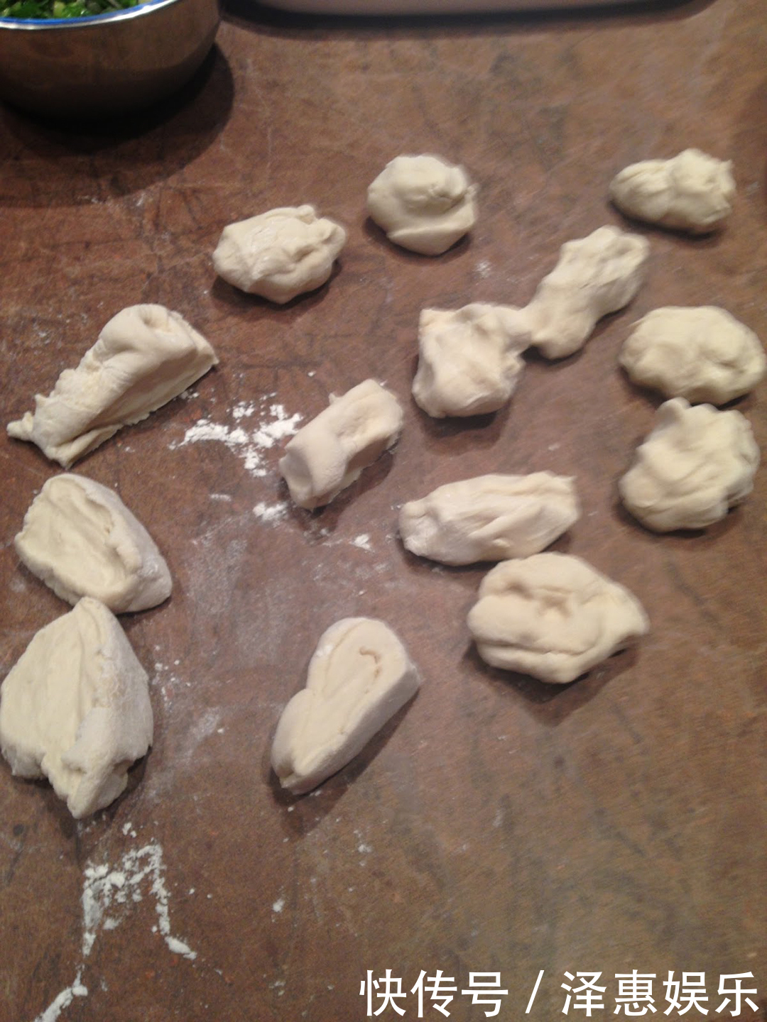 冬天，这是孩子最爱吃的早餐，酥脆营养还补钙，两天不吃就馋得慌