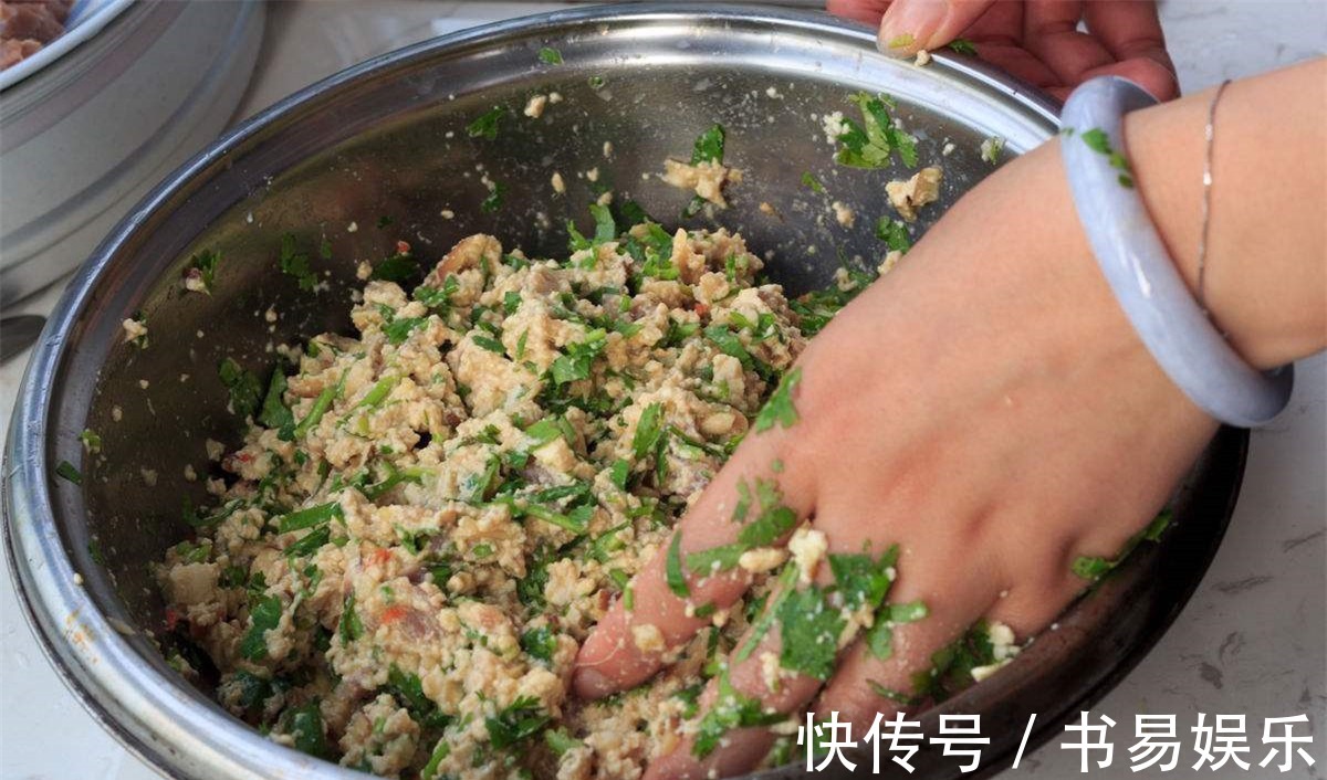 调制饺子馅的诀窍,这三种调料缺一不可,网友称:真的香!