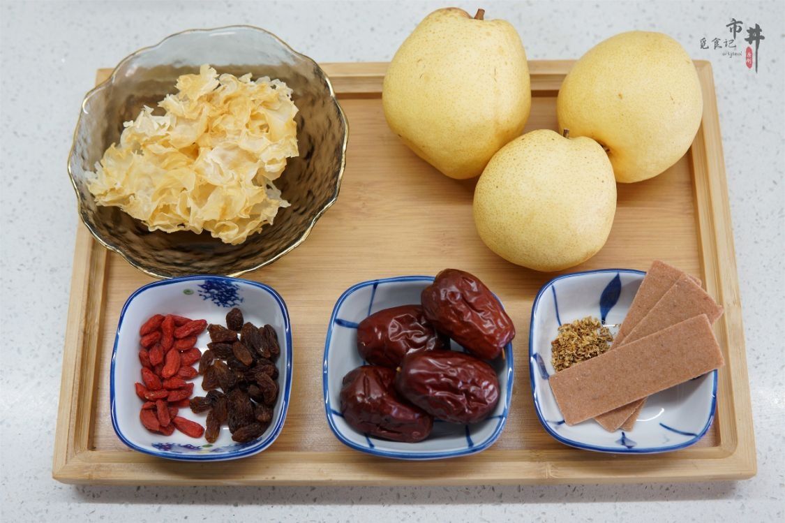 大冷天，要学会吃“烤梨”，传统民间智慧，暖身润燥适合冬天