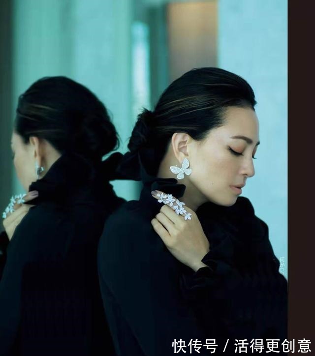 小西装 别再相信黑色百搭了！睿智华丽风的“黑色穿搭”晋级课，让你秒懂！