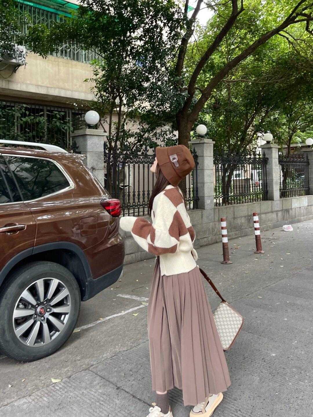 字裙|30+女生别乱穿,三款经典搭配,打造优雅好气质,让你魅力十足