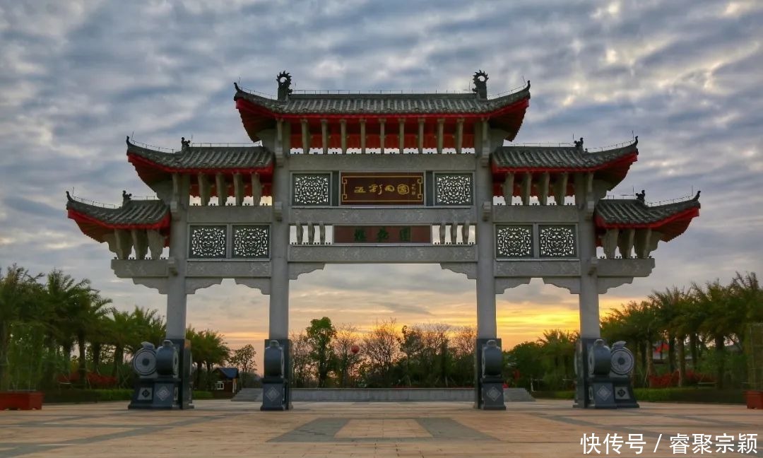 广西科师“拍了拍”你,并送上家乡美景