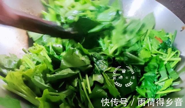每天不知道吃什么这5道快手菜,开胃营养高,很适合小孩子吃!