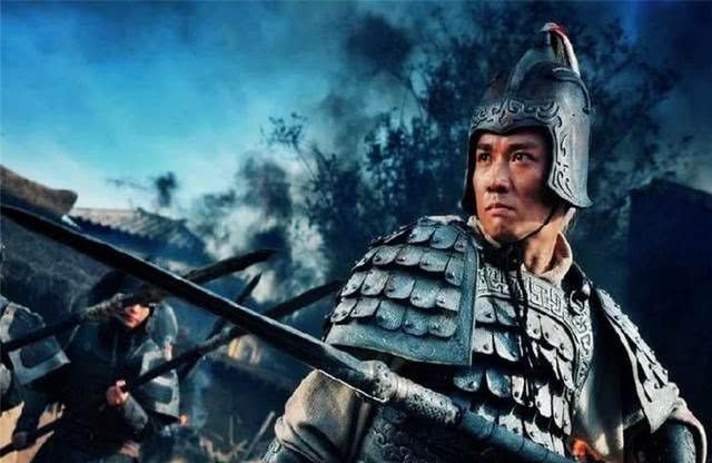 典韦|典韦到底有多厉害?若让他与赵云大战,能撑几个回合?