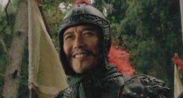 呼延灼!水浒最懵逼的大佬,能战平呼延灼,被宋江打压入地煞星,反而活命