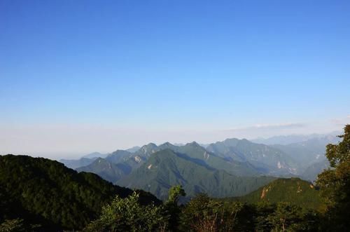 神山|这座古蜀神山，只有少数的成都人敢挑战登顶，山顶仙境唯美