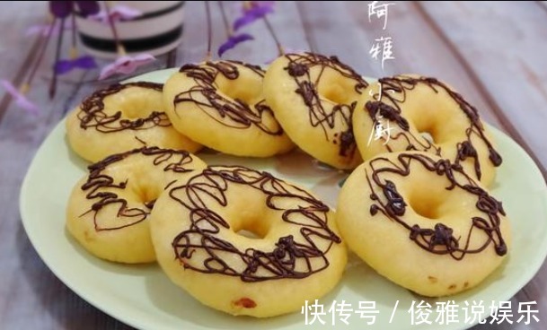 玉米面最好吃的做法，比蛋糕还好吃，粗粮中的精品，孩子一次吃俩