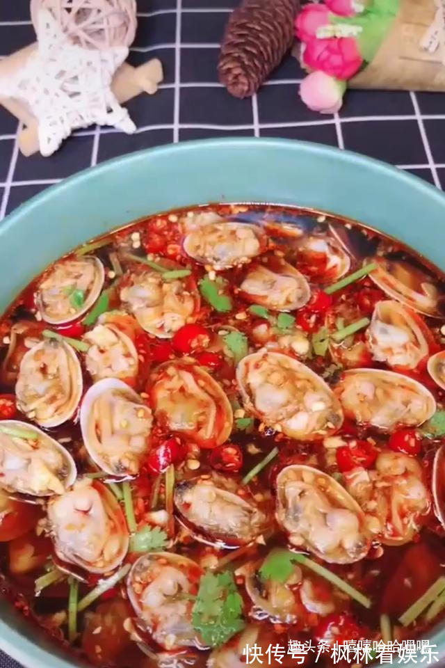 好吃|价廉物美，营养丰富，仅需拌一拌就非常好吃哦！捞汁花甲送给大家