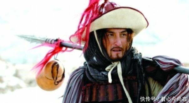 调往|《水浒传》中林冲被调往草料场,李小二替他担心,老军赠送葫芦!