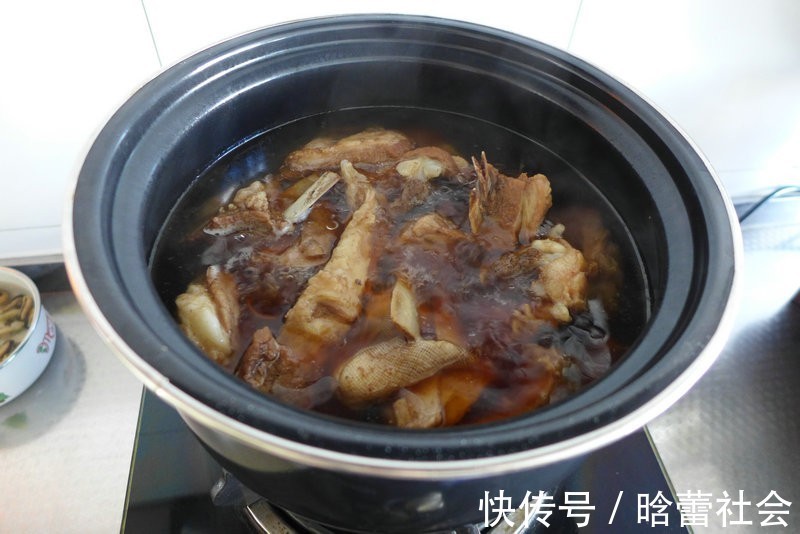 家常|红烧羊排的家常做法,下饭解馋,好吃到舔手指