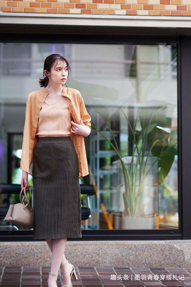 阔腿裤 优衣库穿不出高级感看日杂模特的穿搭示范,精致优雅太大气