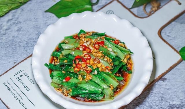 很多人不认识这种蔬菜，每天炒一盘，肠道通畅了，胖人越吃越瘦