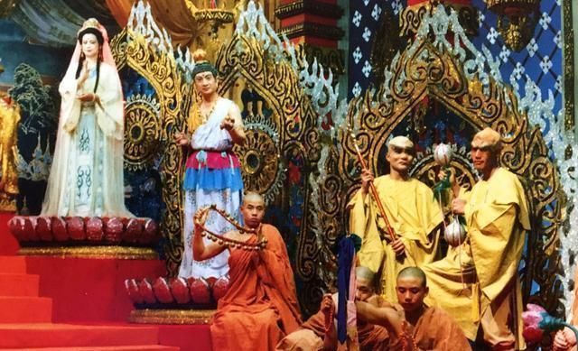 对案$《西游记》阎王见到了李世民还要行礼,为何李渊却流落地府街头?