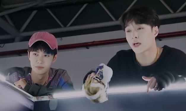 王一博 王一博抢布布组战队,开口说的第一句话就很强势,没人敢这么狂妄