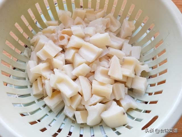藕丁|三伏天吃莲藕，教你3种不同的做法，开胃爽口入味，上桌瞬间光盘