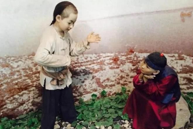 鲁迅的少年玩伴“闰土”晚年生活凄苦,其后代华丽转身!