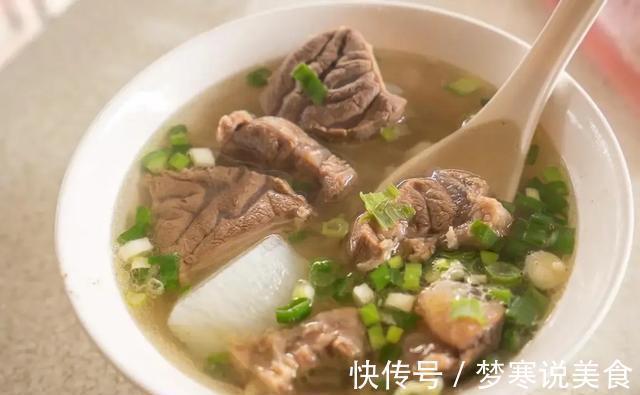 清炖羊肉的时候,香料无需多,有这“3种”就够用,别再做错