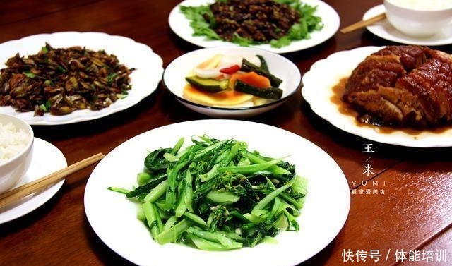 请朋友来家吃饭,花110元准备了五道菜,有羊肉有扣肉,贵吗