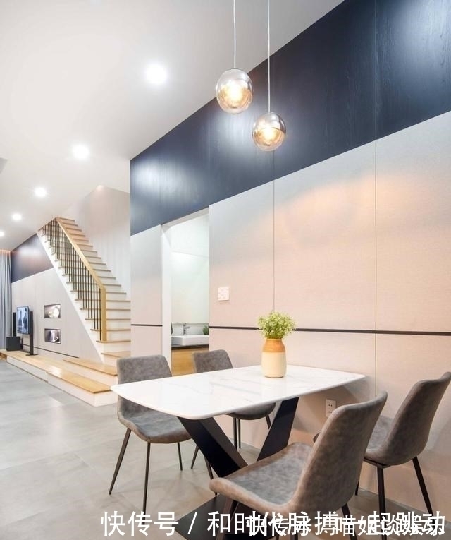 壁挂电视|卖掉城里100㎡,回农村建230㎡别墅,一楼院子顶楼露台,生活安逸