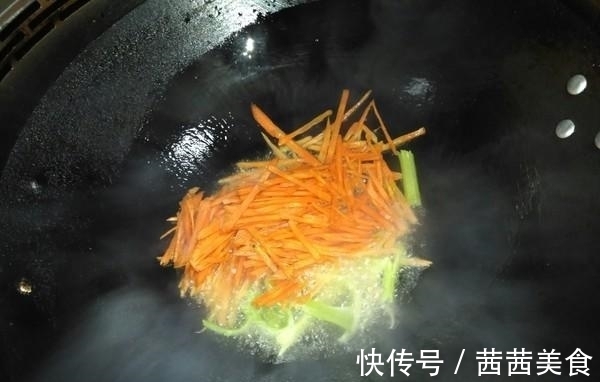 食物|媳妇晚饭不吃主食,常吃这种食物,1个月瘦10斤,早起准时排宿便