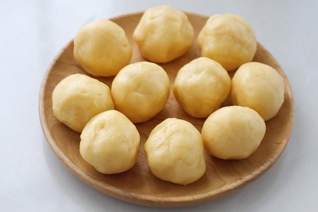 无需打发黄油，烘焙小白也会做的美味甜点，外酥里嫩咬一口还爆浆