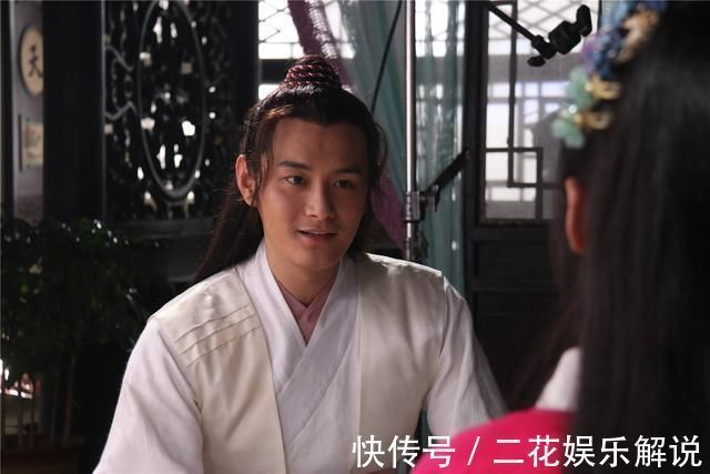 曹若冰&冒充金庸古龙的2本武侠小说,知道是假的,回忆起来还是很开心