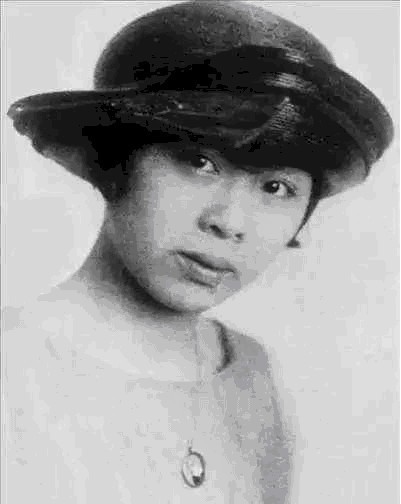 徐志摩|徐志摩与张幼仪离婚时,张幼仪为何不要赡养费?