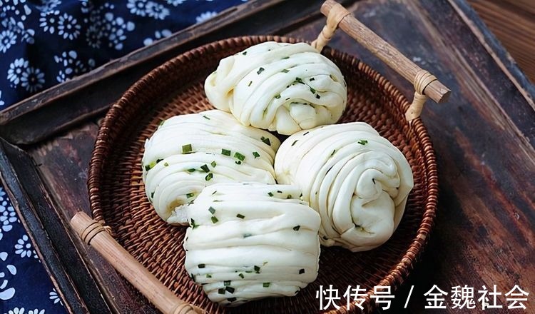 不管蒸馒头还是包子，牢记这“3诀窍”，蓬松饱满，暄软不发硬