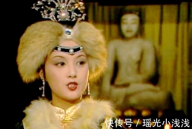 亲姑|被骗被用被抛弃，最惨莫过王熙凤！有个狠毒亲姑真是酸爽到家