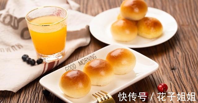 面团|教你一道皮脆馅多,造型新奇的能量早餐包,看起来就食欲大开!