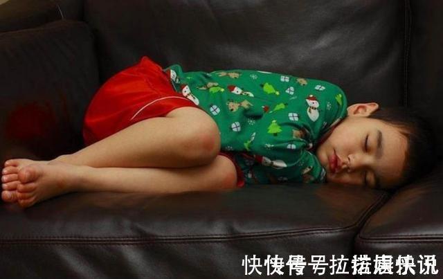 家长|孩子的“睡姿”暗示长大的性格如果是第二种，孩子将来情商高