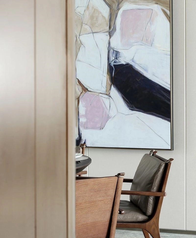 休闲|253平大平层,光装修就花了124w,一进门就被迷住了,客厅更大气