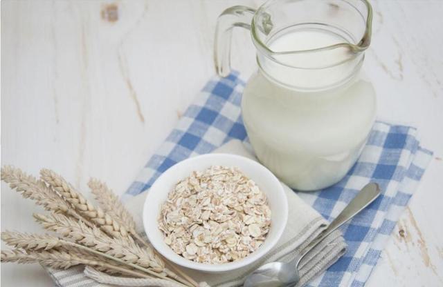 女性自身|女人多喝“牛奶”就能美白医生坦言真正有益护肤的,是这3物