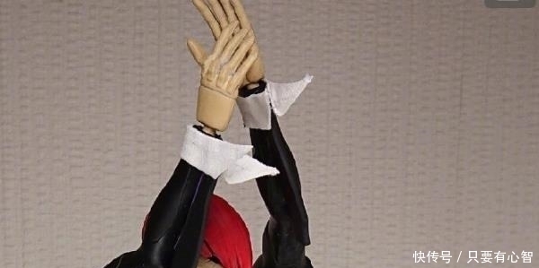 初号机|邪神手办再现，八神庵被初号机化，漫迷表示有点像城之内？