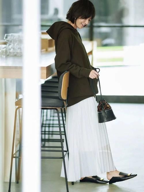 春季纠结穿什么？这4组穿搭公式，超适合亚洲人，照着穿就很好看